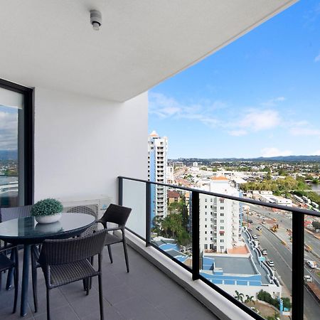 Sierra Grand Broadbeach - Self Contained & Privately Managed Apartments Gold Coast Extérieur photo