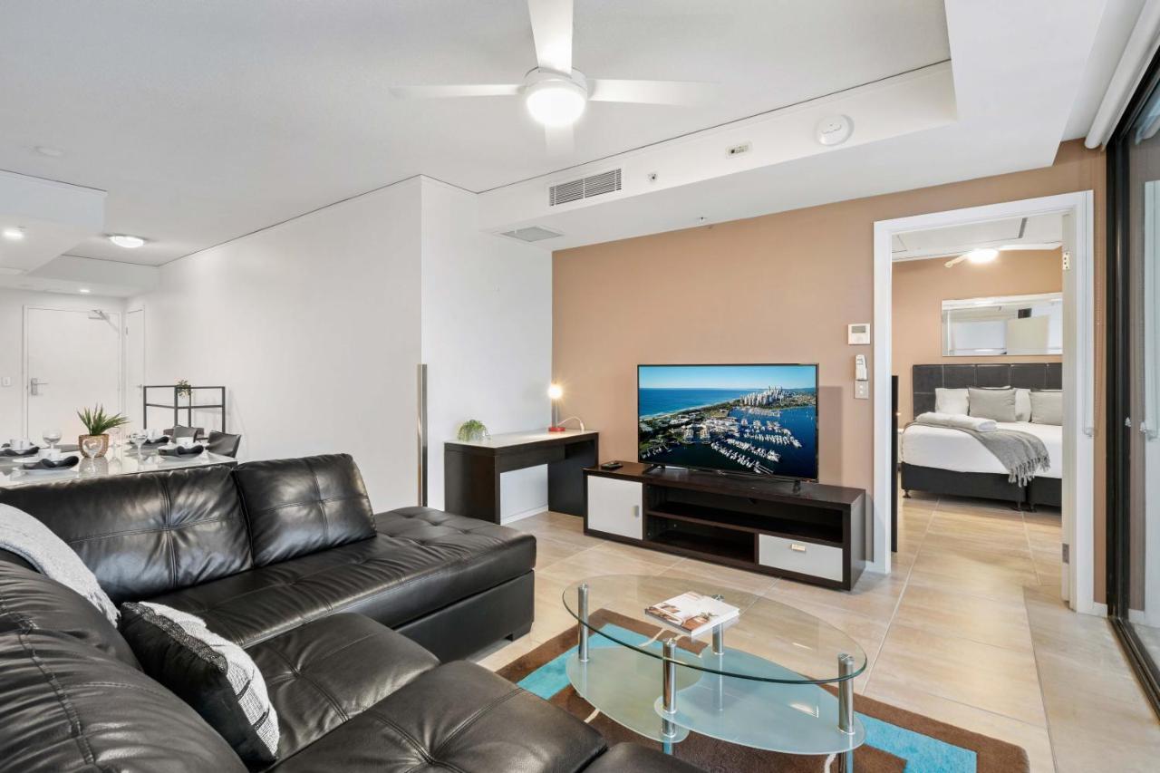 Sierra Grand Broadbeach - Self Contained & Privately Managed Apartments Gold Coast Extérieur photo