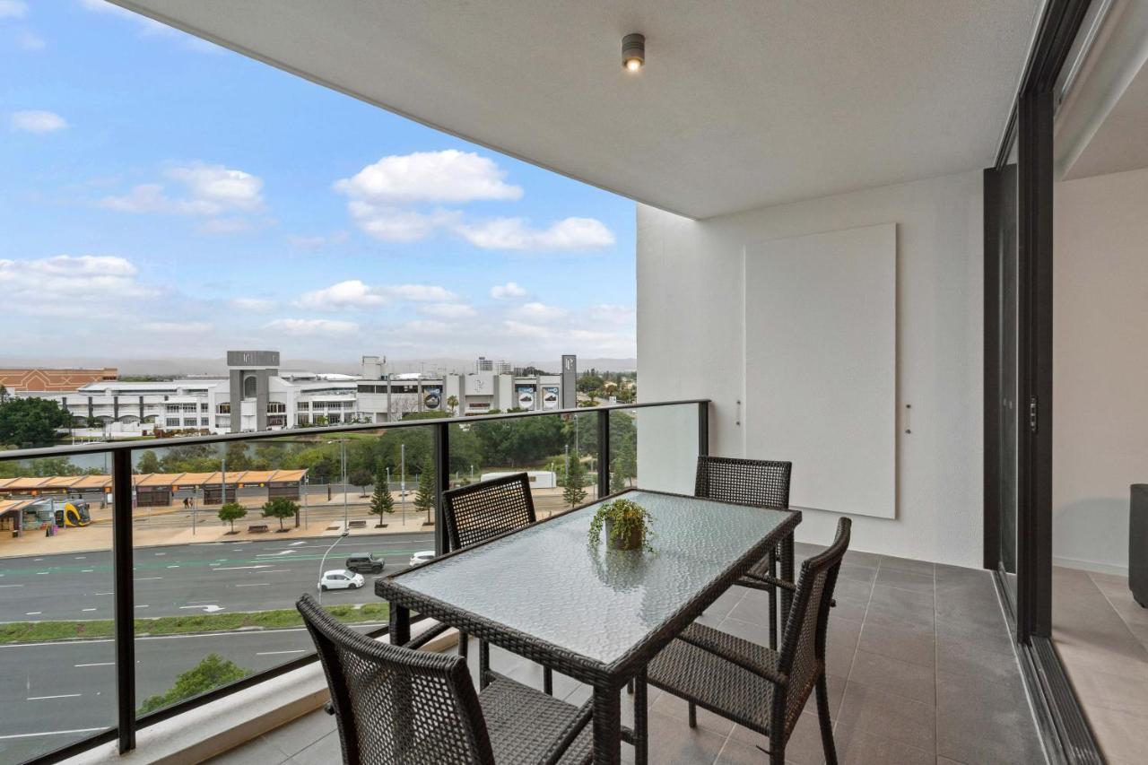 Sierra Grand Broadbeach - Self Contained & Privately Managed Apartments Gold Coast Extérieur photo