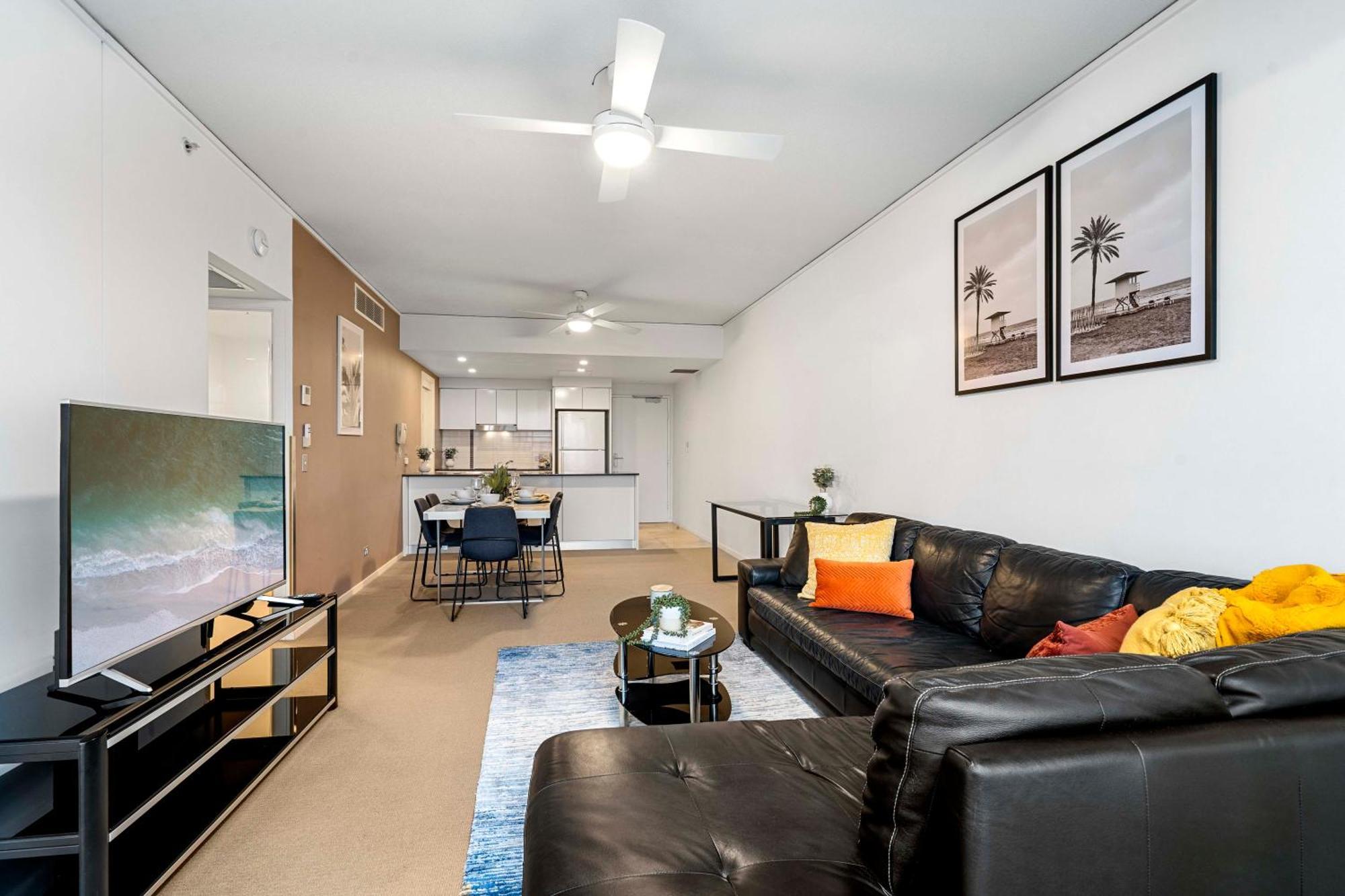 Sierra Grand Broadbeach - Self Contained & Privately Managed Apartments Gold Coast Extérieur photo