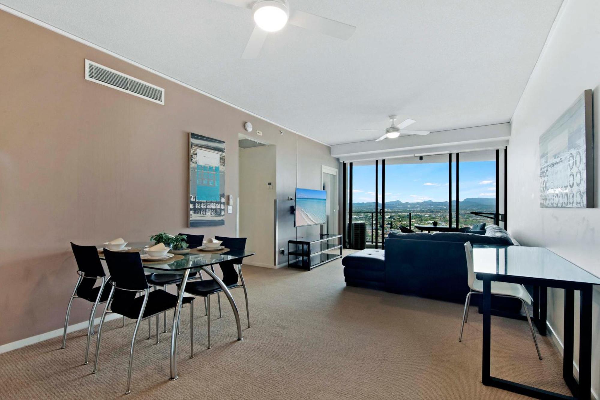 Sierra Grand Broadbeach - Self Contained & Privately Managed Apartments Gold Coast Extérieur photo